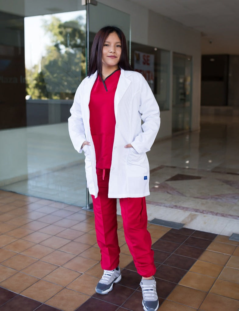 Bata medica Dama Antibacterial y repelente a residuos Uniformes Stanford